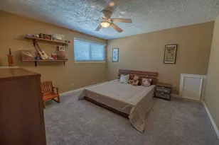 11918 Dorrance Ln, Meadows Place, TX 77477 - Photo 31