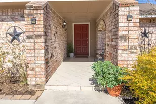 11918 Dorrance Ln, Meadows Place, TX 77477 - Photo 3