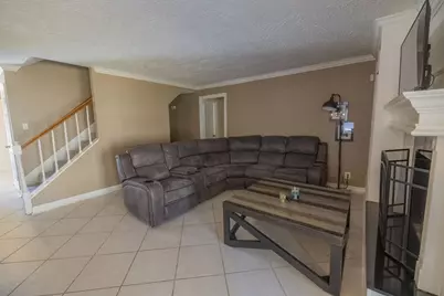 11918 Dorrance Lane, Meadows Place, TX 77477 - Photo 13