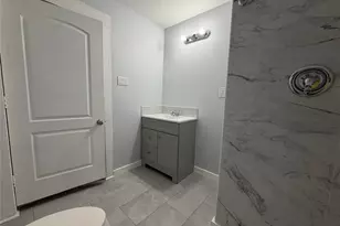 1418 Yale St, Houston, TX 77008 - Photo 17