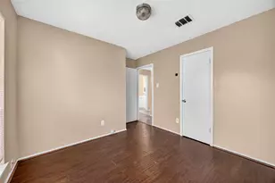 8410 Garden Parks Dr, Houston, TX 77075 - Photo 25