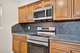 8410 Garden Parks Dr, Houston, TX 77075 - Photo 13