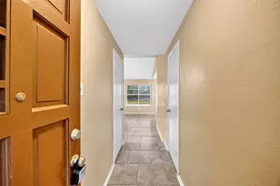 8410 Garden Parks Dr, Houston, TX 77075 - Photo 7