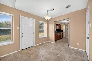 8410 Garden Parks Dr, Houston, TX 77075 - Photo 17