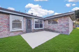 8410 Garden Parks Dr, Houston, TX 77075 - Photo 37