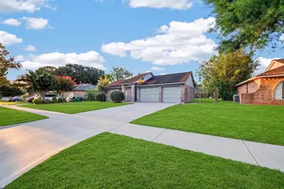 8410 Garden Parks Drive, Houston, TX 77075 - Photo 3