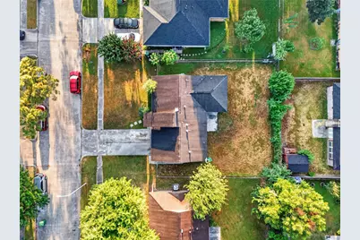 8410 Garden Parks Drive, Houston, TX 77075 - Photo 41