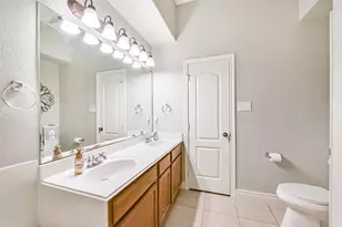 1065 Brigid Ct, Dickinson, TX 77539 - Photo 23