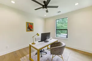 5815 Outer Banks St, Houston, TX 77091 - Photo 11