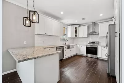 3202 Breezy Pines Court, Houston, TX 77339 - Photo 5