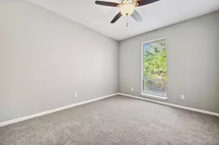3202 Breezy Pines Ct, Houston, TX 77339 - Photo 19