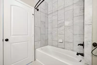 3202 Breezy Pines Court, Houston, TX 77339 - Photo 19