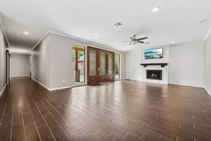 3202 Breezy Pines Ct, Houston, TX 77339 - Photo 3