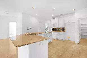 135 S Hall Dr, Sugar Land, TX 77478 - Photo 13