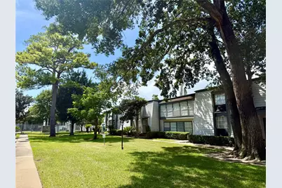 10183 Beekman Place Drive, Houston, TX 77043 - Photo 21