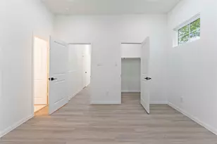 5105 Mallow St, Houston, TX 77033 - Photo 25