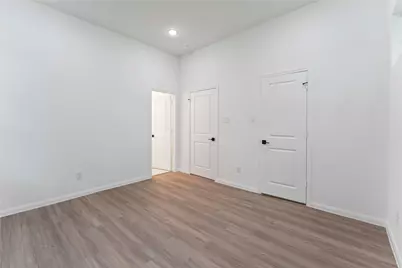 5105 Mallow Street #A/B, Houston, TX 77033 - Photo 21