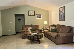 18015 Azalea Dr, Beaumont, TX 77705 - Photo 5