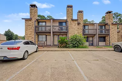 2521 Crosstimbers Street #H3, Huntsville, TX 77320 - Photo 31