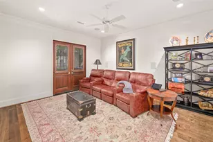 2415 San Felipe St, Houston, TX 77019 - Photo 5