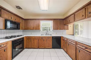 22902 Kobs Rd, Tomball, TX 77377 - Photo 3