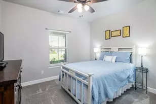 1 Greystone Ct, Angleton, TX 77515 - Photo 13