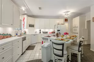 108 Cottonwood Rd, Trinity, TX 75862 - Photo 15