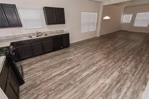 58 Santa Barbara Dr, Manvel, TX 77578 - Photo 3