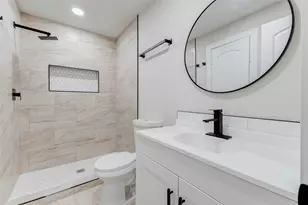 500 Shirley St, Eagle Lake, TX 77434 - Photo 21