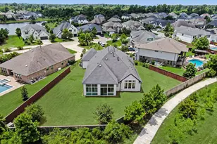 10 Venetia Grove Dr, Tomball, TX 77375 - Photo 39
