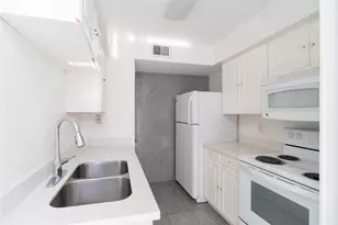 6202 Skyline Dr, Houston, TX 77057 - Photo 17