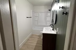 1747 5th St, Rosenberg, TX 77471 - Photo 9