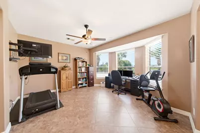 4527 Estella Court, League City, TX 77573 - Photo 19