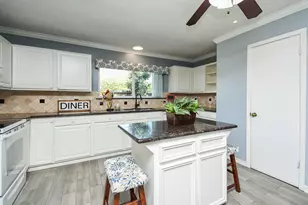 9311 Stockwell Dr, Houston, TX 77083 - Photo 5