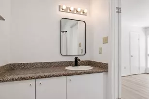 9616 Long Point Rd, Houston, TX 77055 - Photo 13