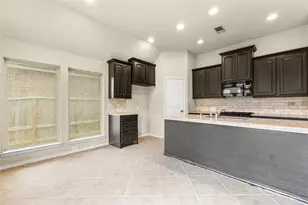 14010 Lake Hollow Dr, Pearland, TX 77584 - Photo 9