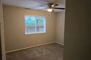 7026 Foxfield Ln, Humble, TX 77338 - Photo 13