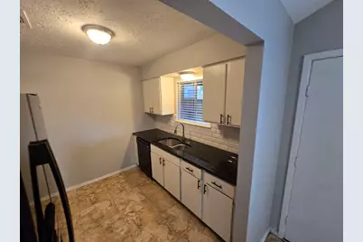 7026 Foxfield Lane, Humble, TX 77338 - Photo 9