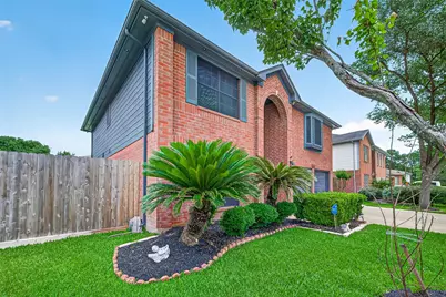 5252 Pinewood Terrace, Katy, TX 77493 - Photo 3