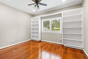 300 Broadmoor Dr, Huntsville, TX 77340 - Photo 25