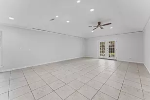 12319 Campos Dr, Houston, TX 77065 - Photo 13