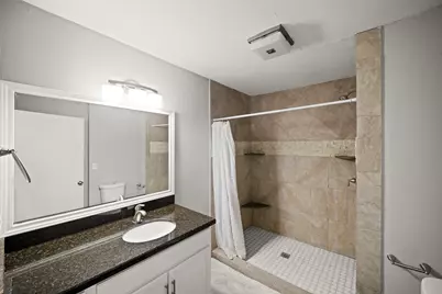 4510 Silverwood Drive, Houston, TX 77035 - Photo 19