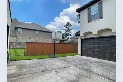 38 Spincaster Drive, The Woodlands, TX 77389 - Photo 19