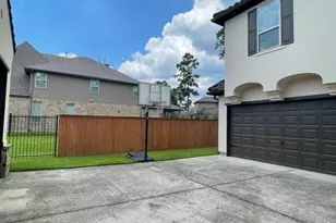 38 Spincaster Drive, The Woodlands, TX 77389 - Photo 19