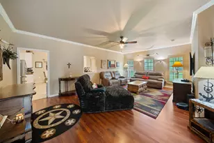 14006 Jamaica Cir, Willis, TX 77318 - Photo 5