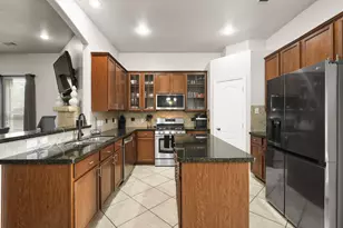9411 Silver Ridge Dr, Rosharon, TX 77583 - Photo 7