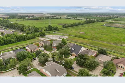 9411 Silver Ridge Drive, Rosharon, TX 77583 - Photo 23