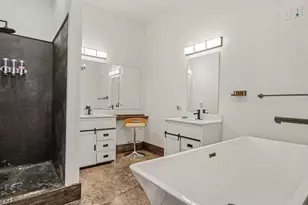 8302 Shotwell St, Houston, TX 77016 - Photo 15