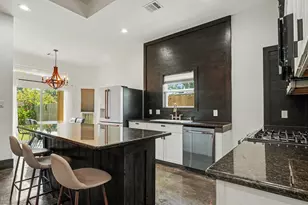 8302 Shotwell St, Houston, TX 77016 - Photo 5