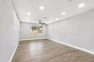 150 Gruss Dr, Houston, TX 77060 - Photo 11